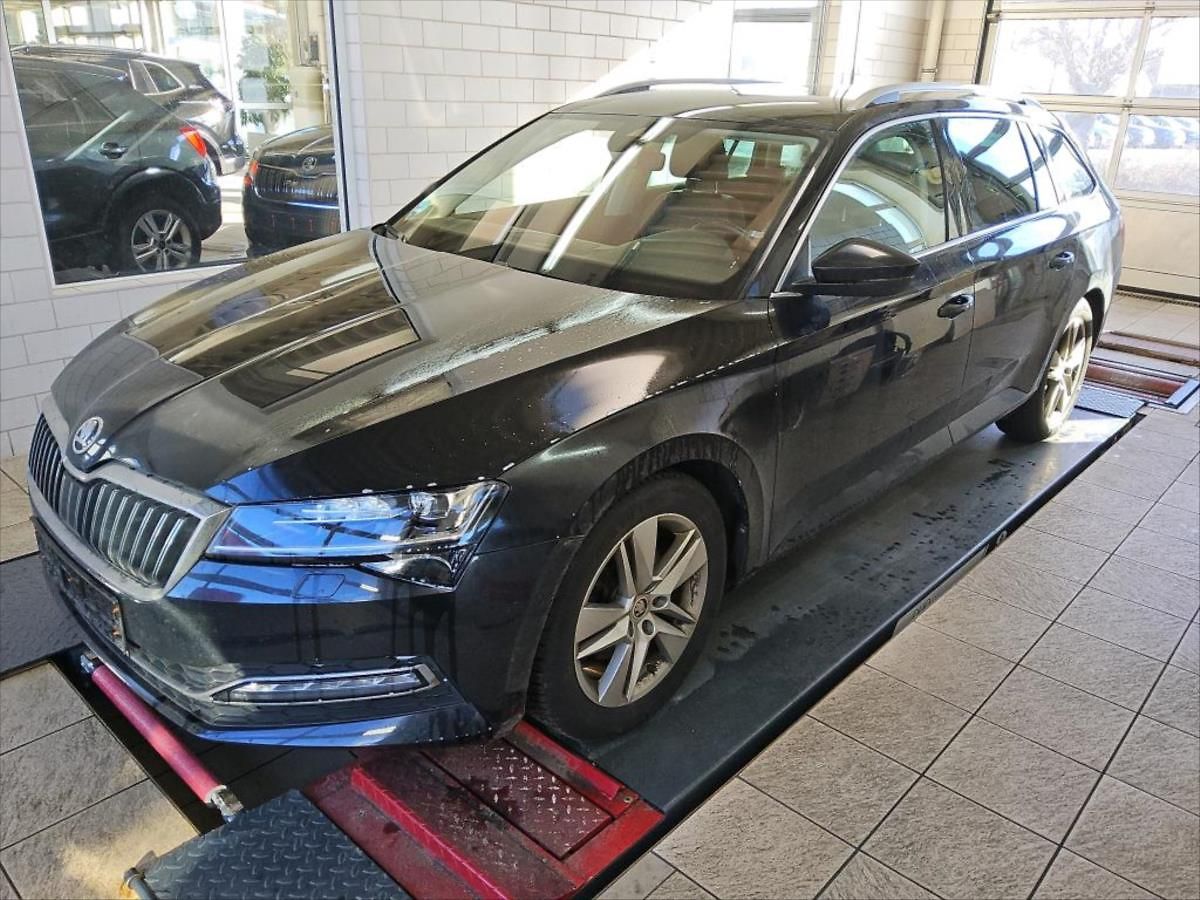 Škoda Superb 2,0 TAŽNÉ, KŮŽE, COLUMBUS