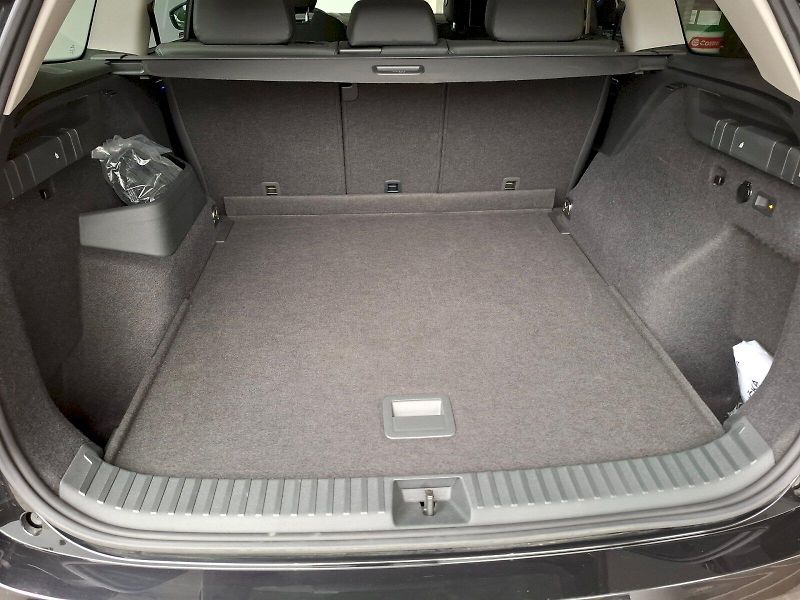 Škoda Kodiaq (2025) SELECTION 4X4 TD 142/2.0 A7A - fotka 32 z 34