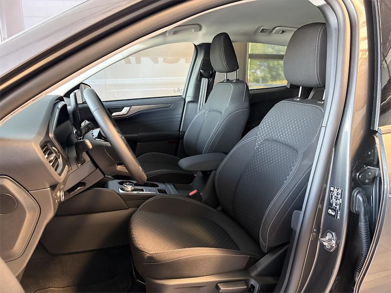 Ford Kuga (2026) Top Edition, 5dveřová, 2.5 Dur - fotka 7 z 9