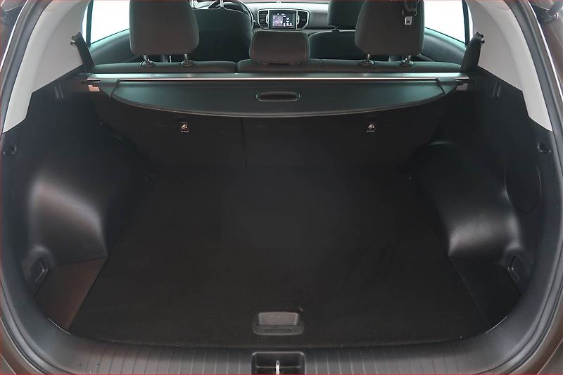 Kia Sportage (2018) 1.6 GDI, ČR,1.maj, Serv.kniha - fotka 14 z 18