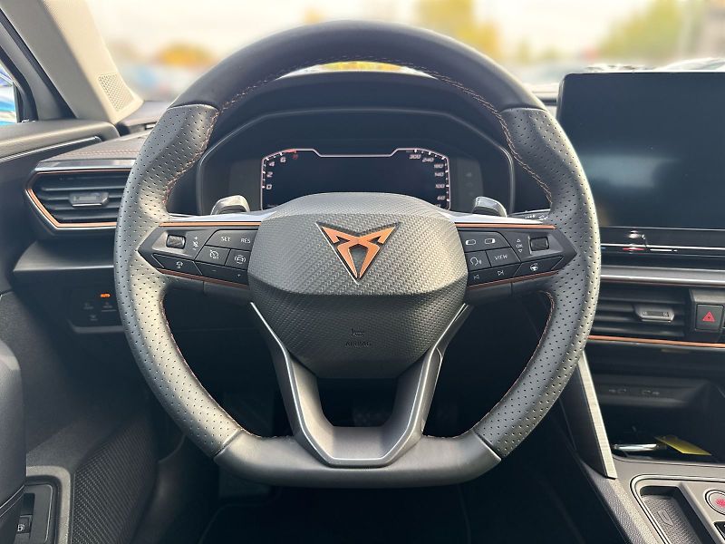 Cupra Formentor (2023) 1.4 TSI e-Hybrid DSG - fotka 20 z 32