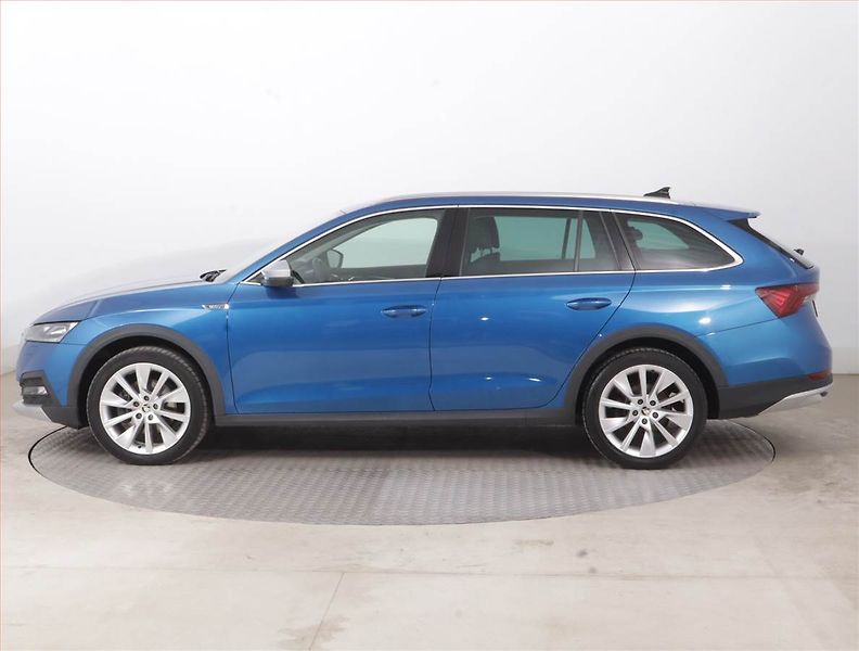 Škoda Octavia (2023) Scout 2.0 TDI - fotka 3 z 17