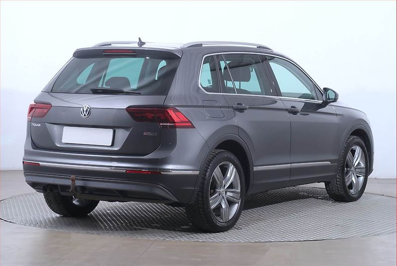 Volkswagen Tiguan (2018) 2.0 TDI - fotka 5 z 22