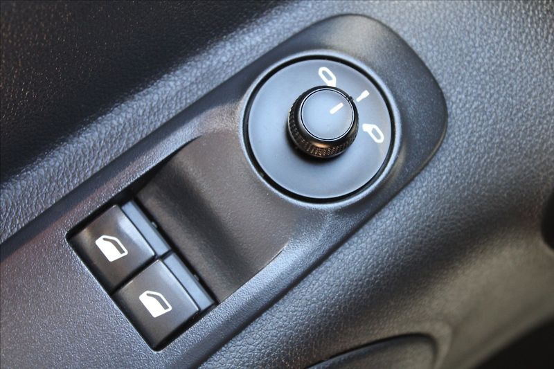 Citroën Berlingo 1,5 HDi  ČR,1.MAJITEL,DPH,XL - fotka 19 z 35