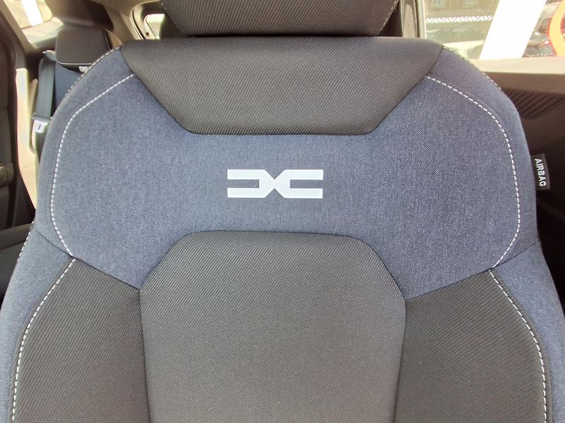 Dacia Duster (2026) Expression Eco-G 120 auto - fotka 26 z 38