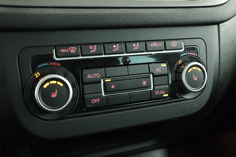 Volkswagen Tiguan (2010) 2.0 TDI, 4X4, Automat, Kůže - fotka 11 z 17