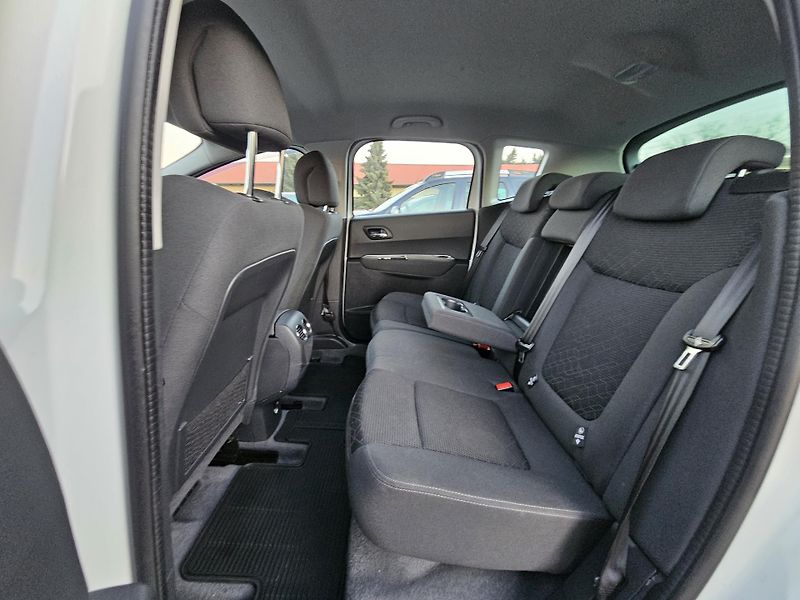 Peugeot 3008 (2016) 1.2 - 96kW, NOVÉ ROZVODY - fotka 40 z 50