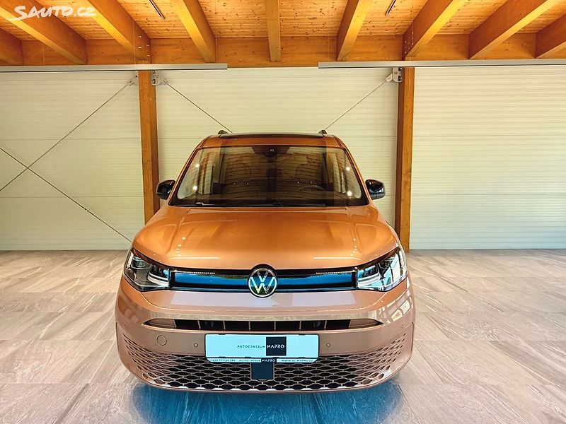 Volkswagen Caddy 1.5 TSi DSG California - fotka 3 z 32