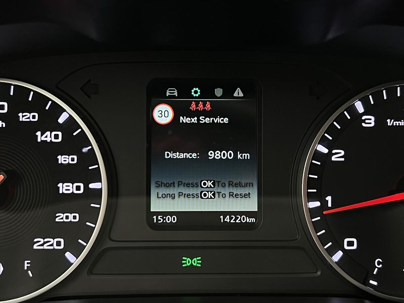 MG ZS 1.5 ESSENTIAL PLUS CZ 1.maj.  - fotka 21 z 38