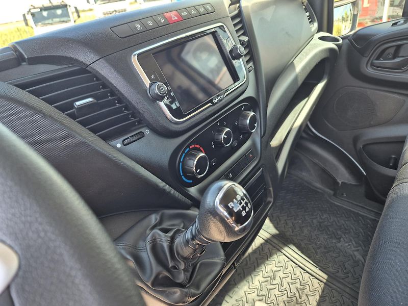 Iveco Daily 70C18 NOSIČ KONTEJNERU  - fotka 16 z 25