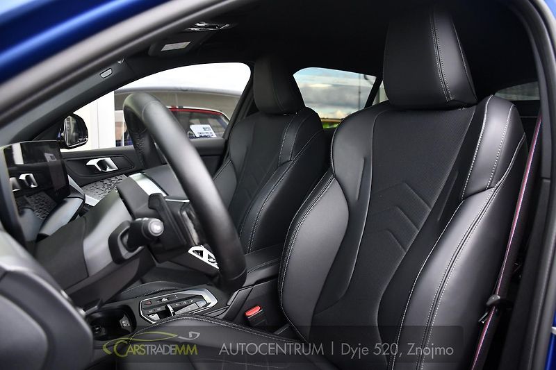 BMW Řada 1 118d M-SPORT 1M ČR HUD  - fotka 11 z 54
