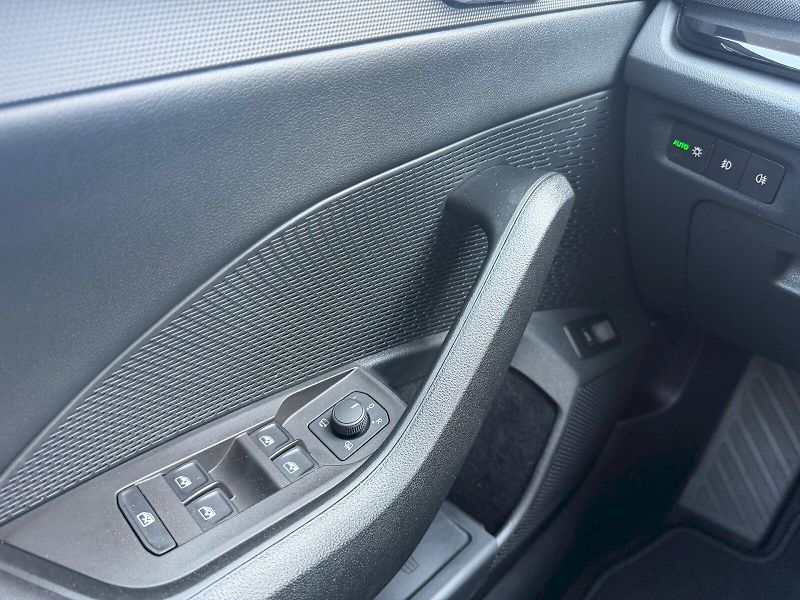 Škoda Octavia (2023) 2.0 TDI 110kW DSG Style Plus P - fotka 11 z 35