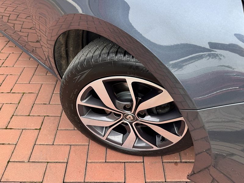 Renault Mégane (2016) 1.6dCi Bose Navi Polokůže - fotka 46 z 50