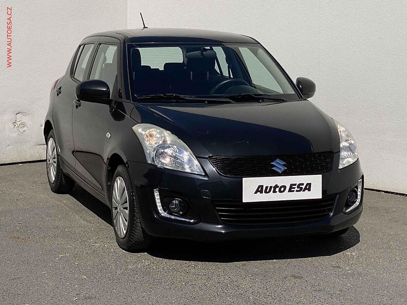 Suzuki Swift (2015) 1.2i, Club, +kola - fotografie inzerátu