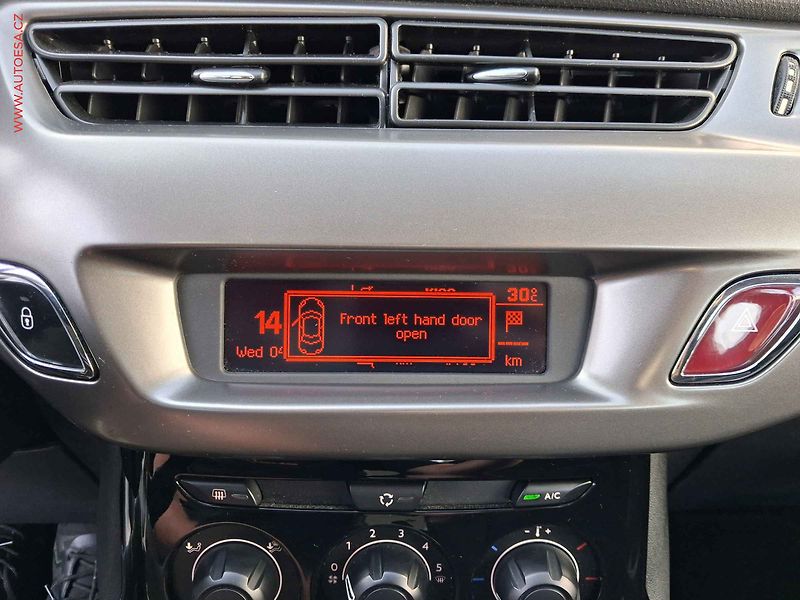 Citroën C3 (2014) 1.0 VTi, AC, el. výbava - fotka 14 z 15