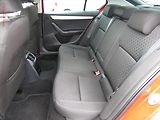 Škoda Octavia (2015) 1.6 TDi 4x4, Edition, bixen - náhled 10