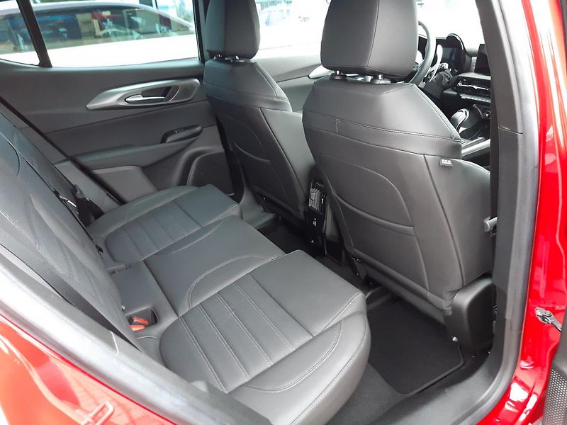 Alfa Romeo Tonale (2023) 1,3 PHEV 280 PS  Veloce - fotka 23 z 48