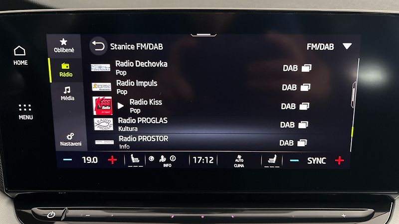 Škoda Octavia 2.0 TDI Style - fotka 11 z 27