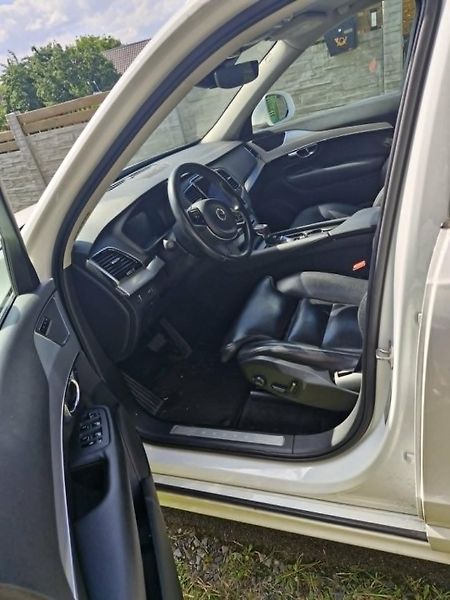 Volvo XC90 (2015) - fotka 5 z 15