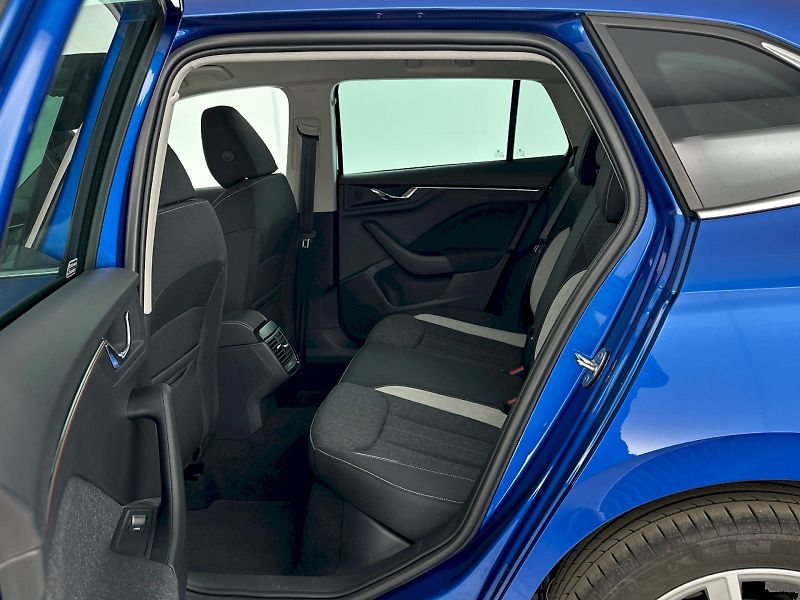 Škoda Scala (2025) DSG 1.0TSI 85kW Top Selection - fotka 8 z 29