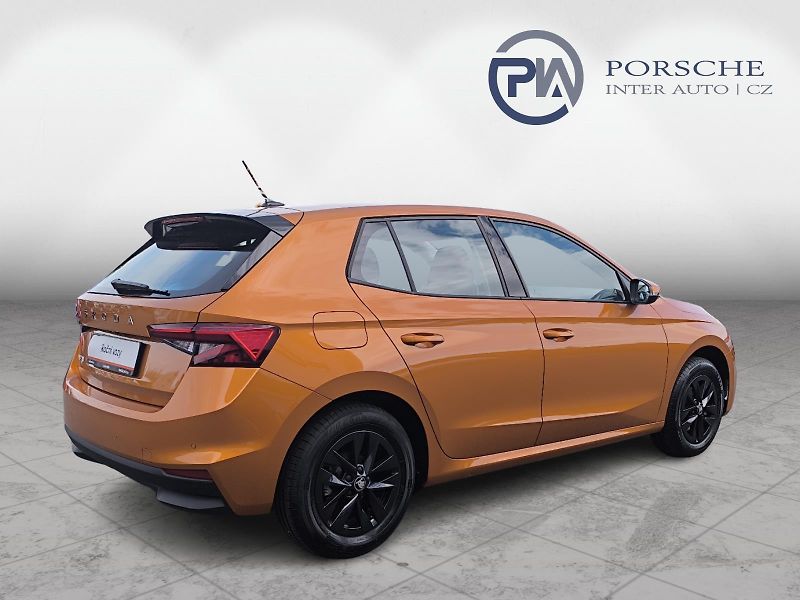 Škoda Fabia Top Selection 1.0 TSI 85kW DSG - fotka 2 z 25