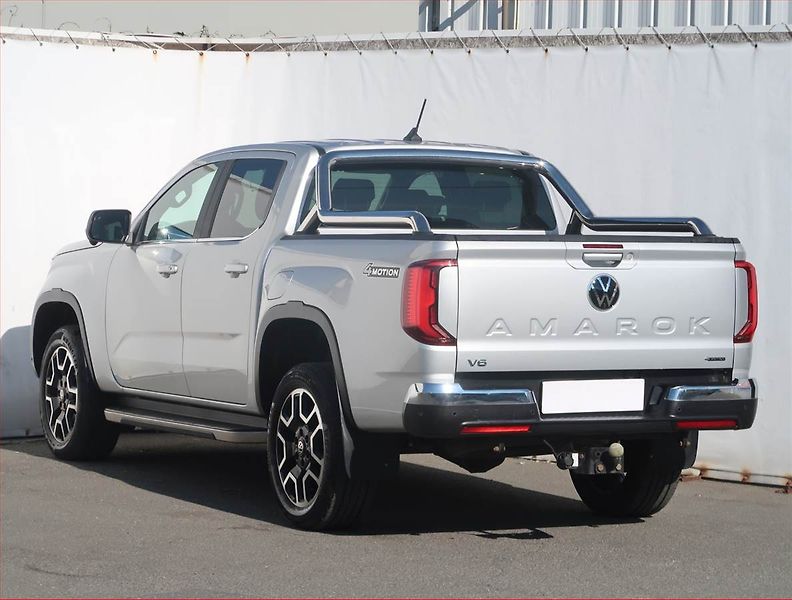 Volkswagen Amarok (2024) V6 3.0 TDI - fotka 4 z 22