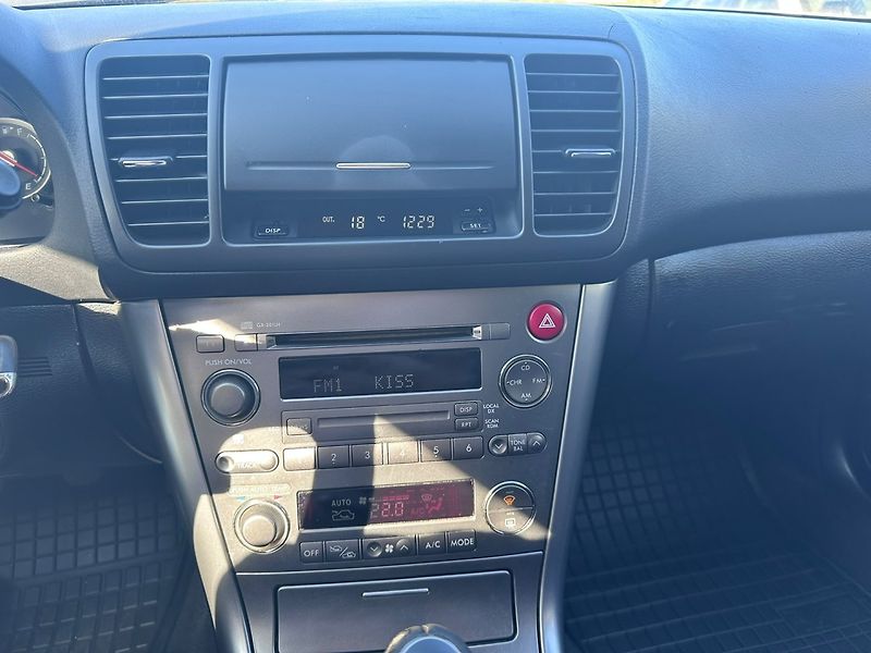 Subaru Outback (2007) 2.5i 4x4/121kW/Serv.Knih/Tažné - fotka 22 z 25