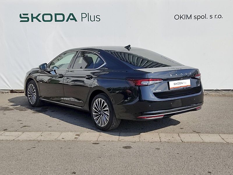 Škoda Superb (2025) L&K 2,0 Tdi 142 kw 4x4 DSg - fotka 36 z 40