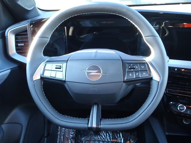 Opel Mokka Edition 1.2Turbo 100 kW - fotka 14 z 25