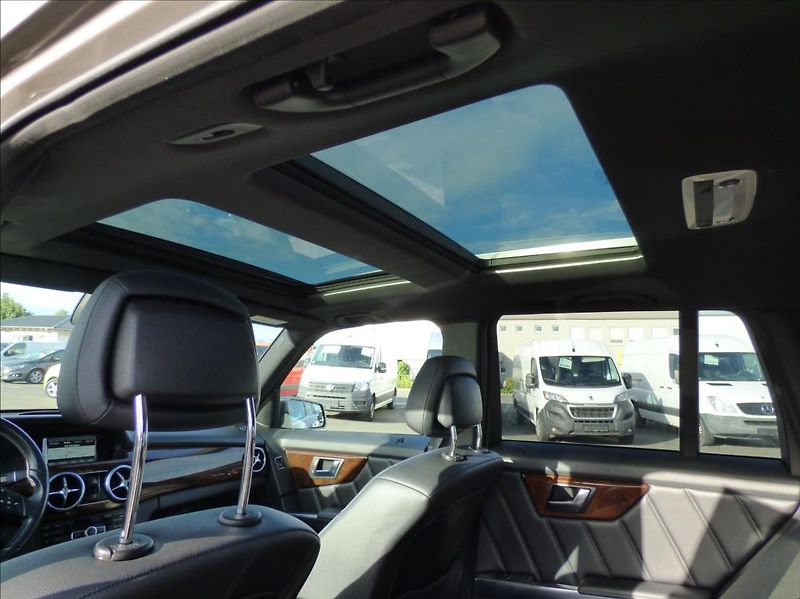 Mercedes-Benz GLK 2,1 220CDI,4Matic,AMG,7G,Bi-Xe - fotka 52 z 77