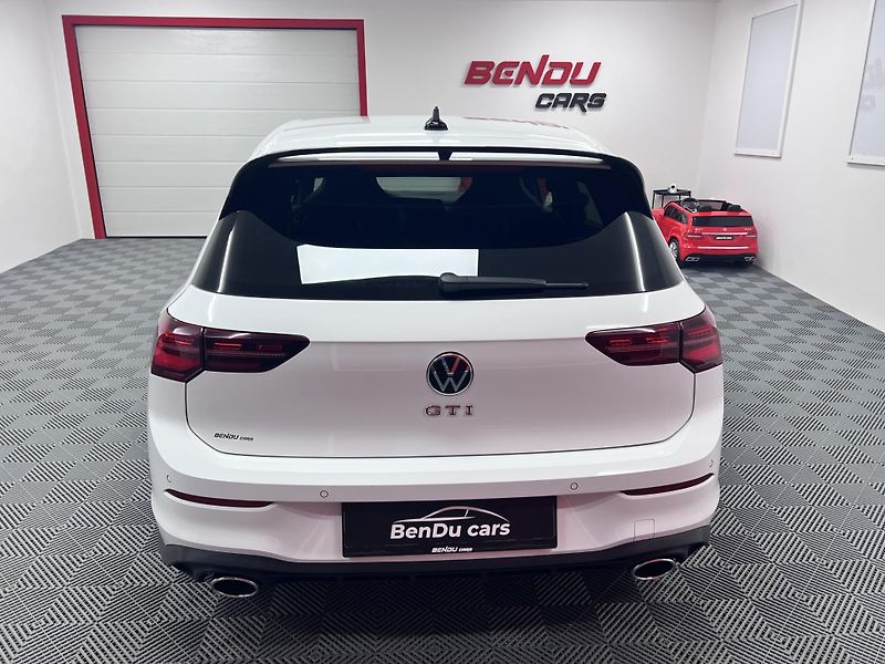 Volkswagen Golf GTI Clubsport 2.0 TSI 221 kW  - fotka 5 z 43