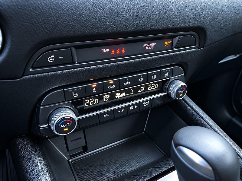 Mazda CX-5 (2021) 2.0i 121kW SKYACTIVE-G AWD - fotka 32 z 36