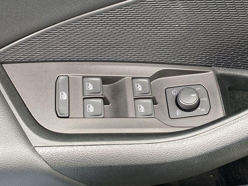 Škoda Octavia (2023) Combi 2.0 TDI DSG Style - fotka 11 z 36