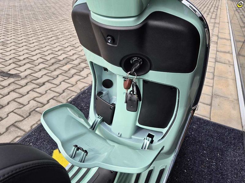 Vespa Primavera 125 3V ABS (2026) E5+ - fotka 51 z 74