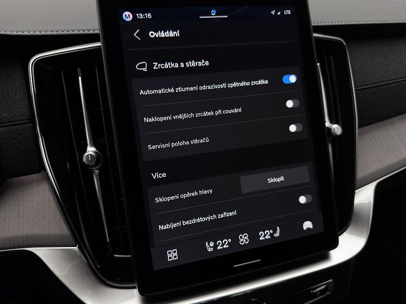 Volvo XC90 T8 AWD RECHARGE REZERVACE - fotka 47 z 51