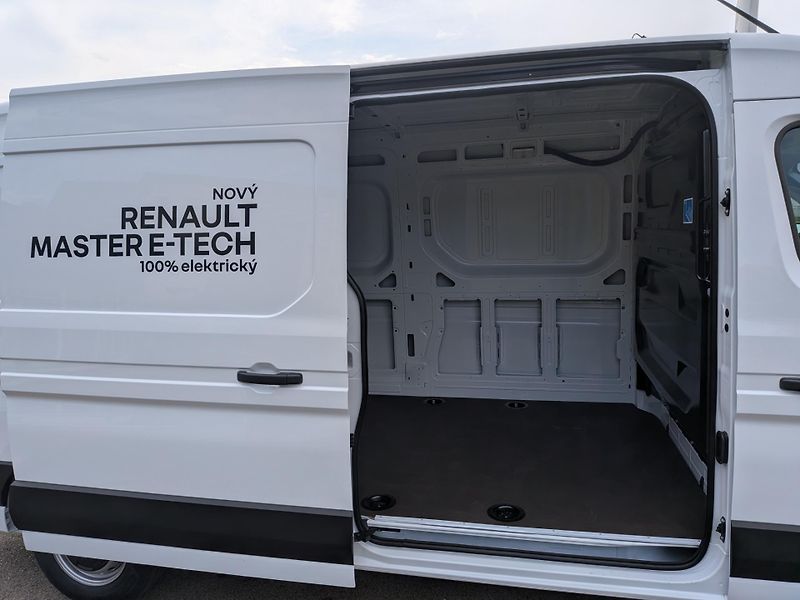 Renault Master (2026) MASTER VAN E-TECH - fotka 10 z 21