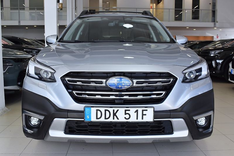 Subaru Outback 2.5i 4WD Active - fotka 2 z 21