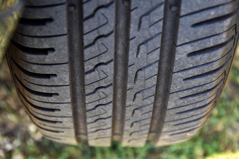 Ford Fusion 1.4 16V,DKLIMA,ALU,TZ,ROZVODY - fotka 35 z 42