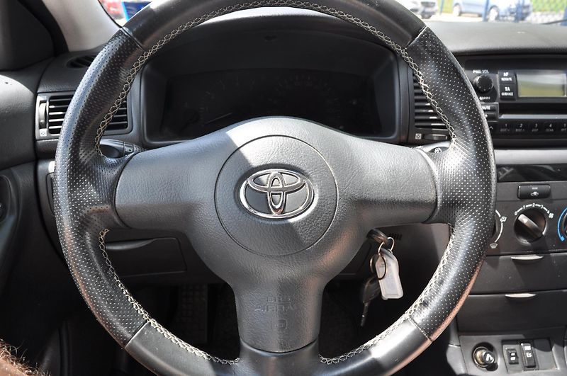Toyota Corolla 1.4D-4D 66kW KOMBI Automat - fotka 9 z 13