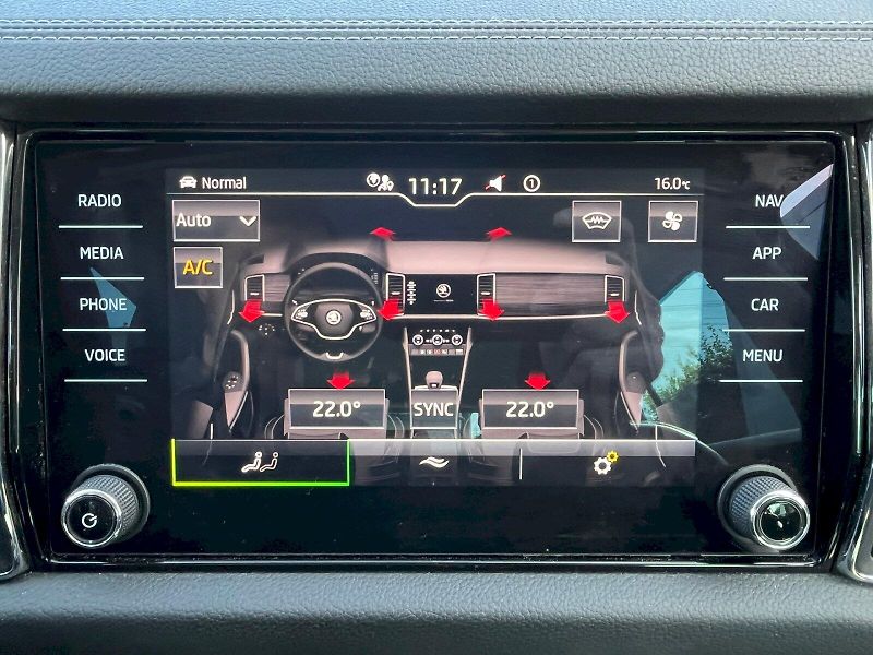 Škoda Kodiaq (2024) 2.0 TSI 140 kW Style Exclusive - fotka 21 z 29