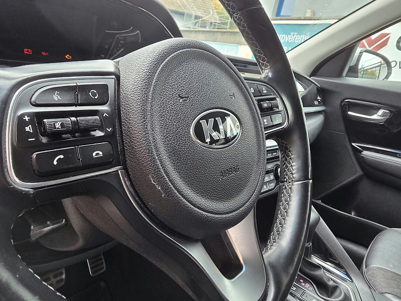 Kia Niro 1.6-HEV-AUTOMAT-NAVI-KAMERA - fotka 25 z 26