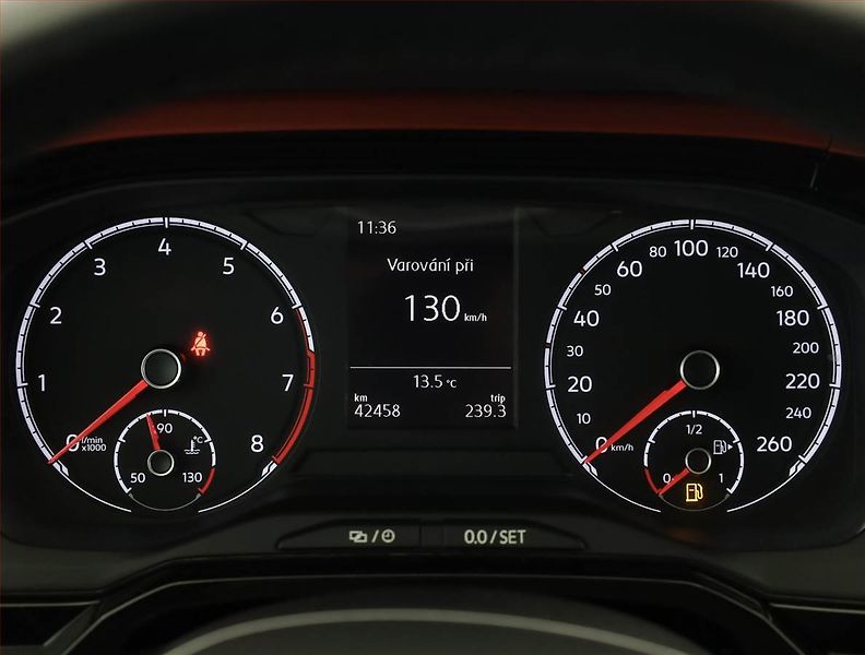 Volkswagen Polo (2018) Beats 1.0 TSI, Serv.kniha - fotka 9 z 17