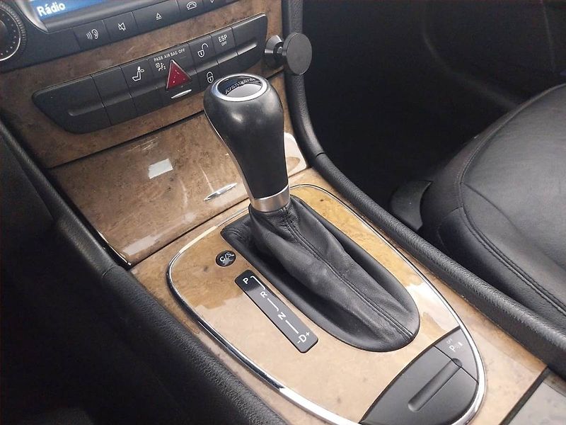 Mercedes-Benz Třídy E (2007) Avantgarde E 320 CDI , Automat - fotka 13 z 22