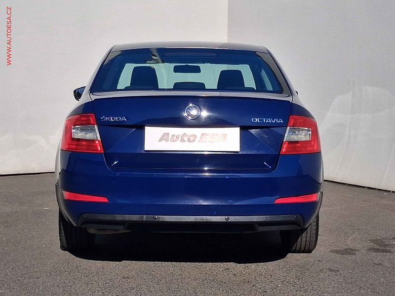 Škoda Octavia (2014) 1.8 TSI, ČR, Ambition - fotka 5 z 17