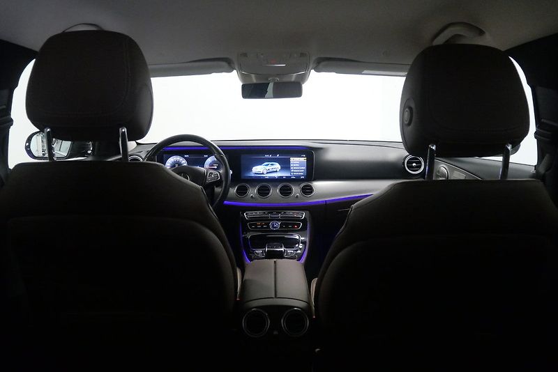 Mercedes-Benz Třídy E - fotka 25 z 28