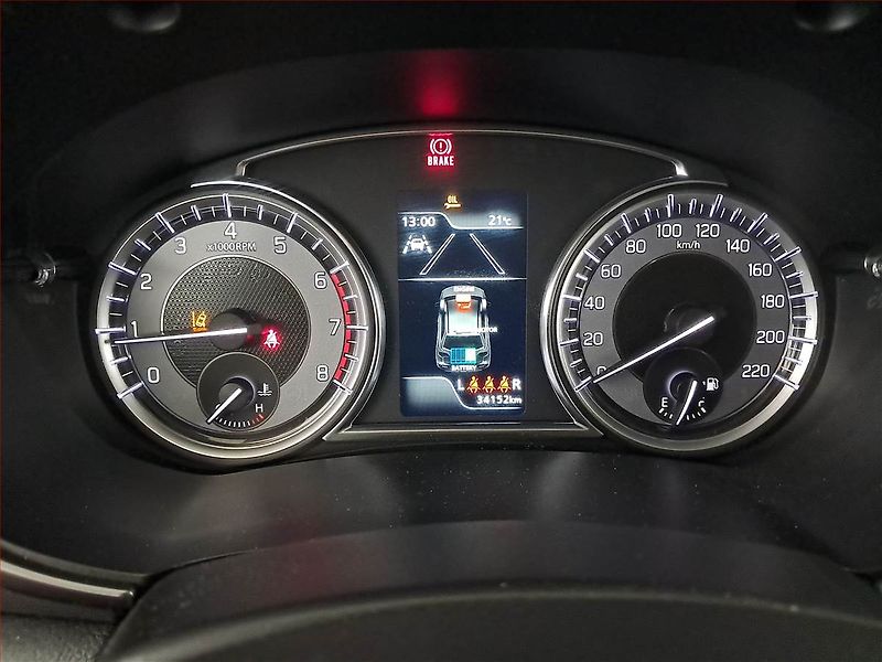 Suzuki Vitara (2023) 1.4 BoosterJet - fotka 11 z 22