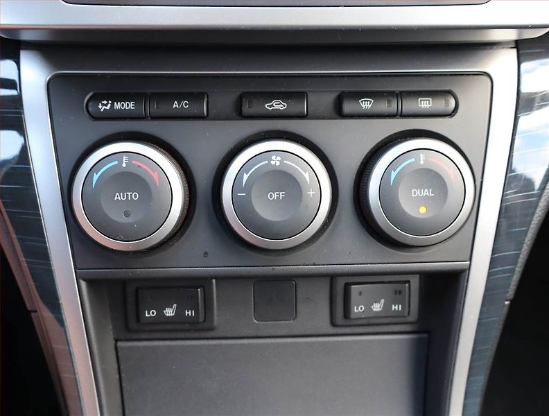 Mazda 6 (2008) 2.5, Xenony, Tempomat - fotka 16 z 18