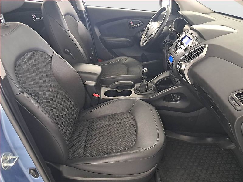 Hyundai ix35 (2011) 1.6 GDI, Serv.kniha, Tempomat - fotka 9 z 18