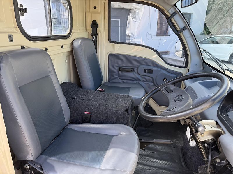 Ostatní (2011) TATA ACE - BEZ DOKLADŮ - fotka 8 z 13
