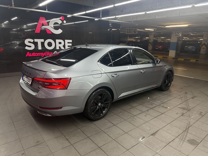 Škoda Superb (2021) - fotka 9 z 9